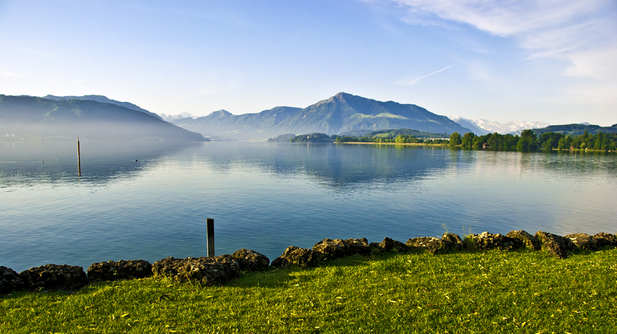 Zugské jezero